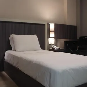 3* Hotel Master Express Dom Pedro Ii - Proximo Ao Consulado Americano E Aeroporto